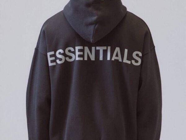 Essential hoodie