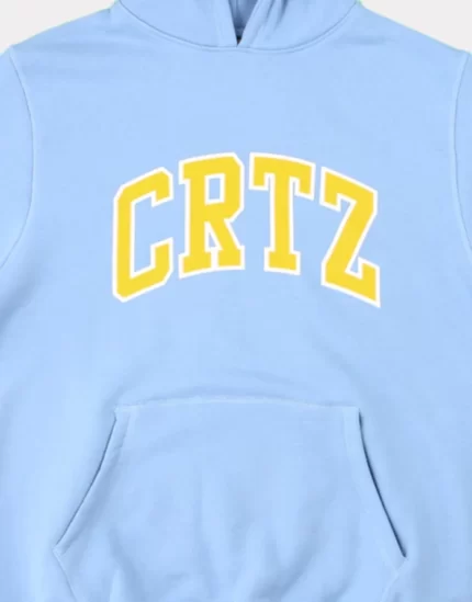 The design and features of the Crtz tracksuit